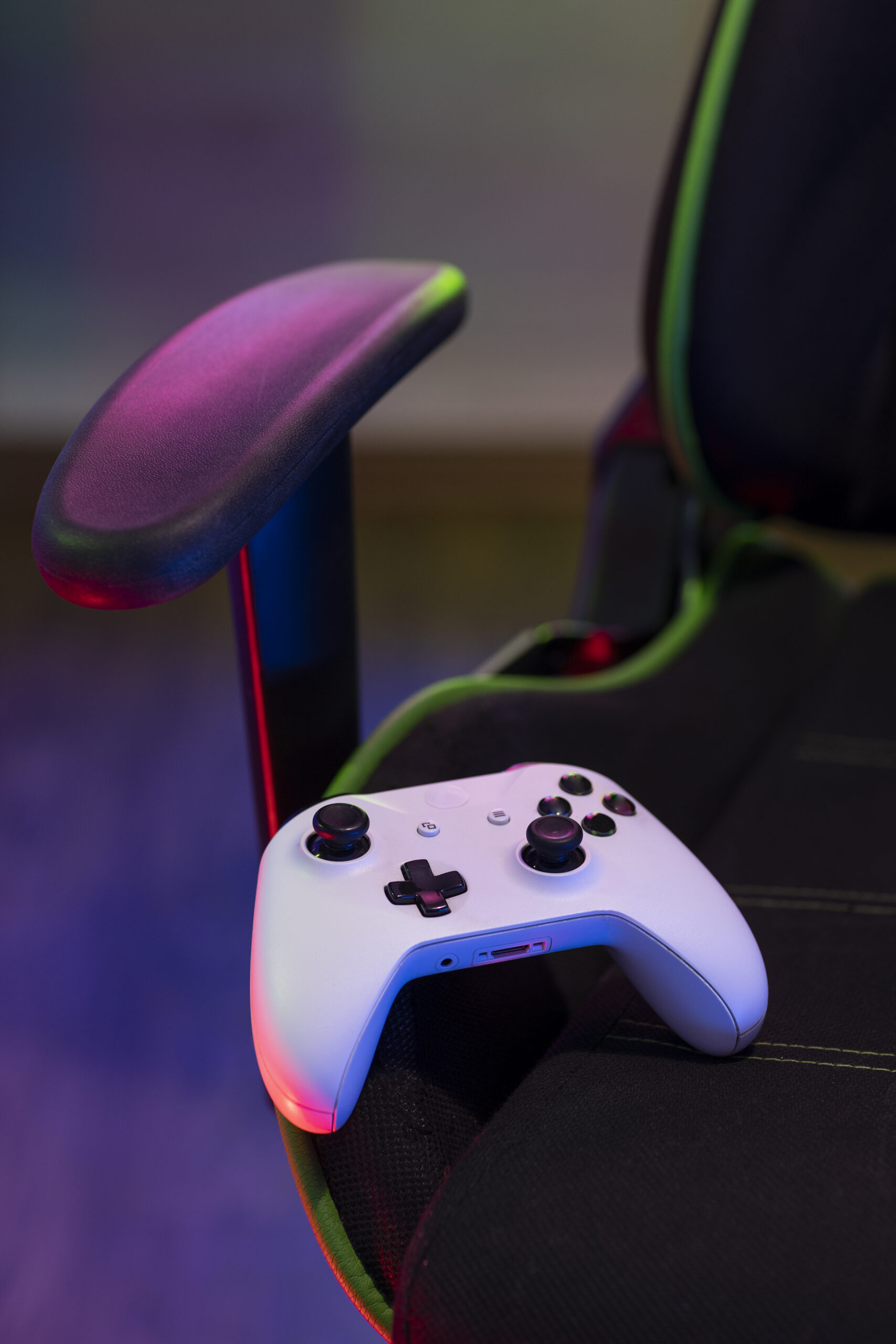 high-angle-controller-gaming-chair